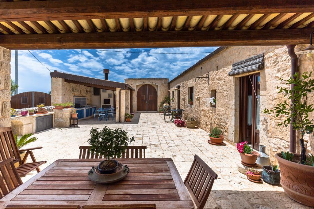 La Muraglia Residenza Turistica Rurale Santa Croce Camerina Exterior foto
